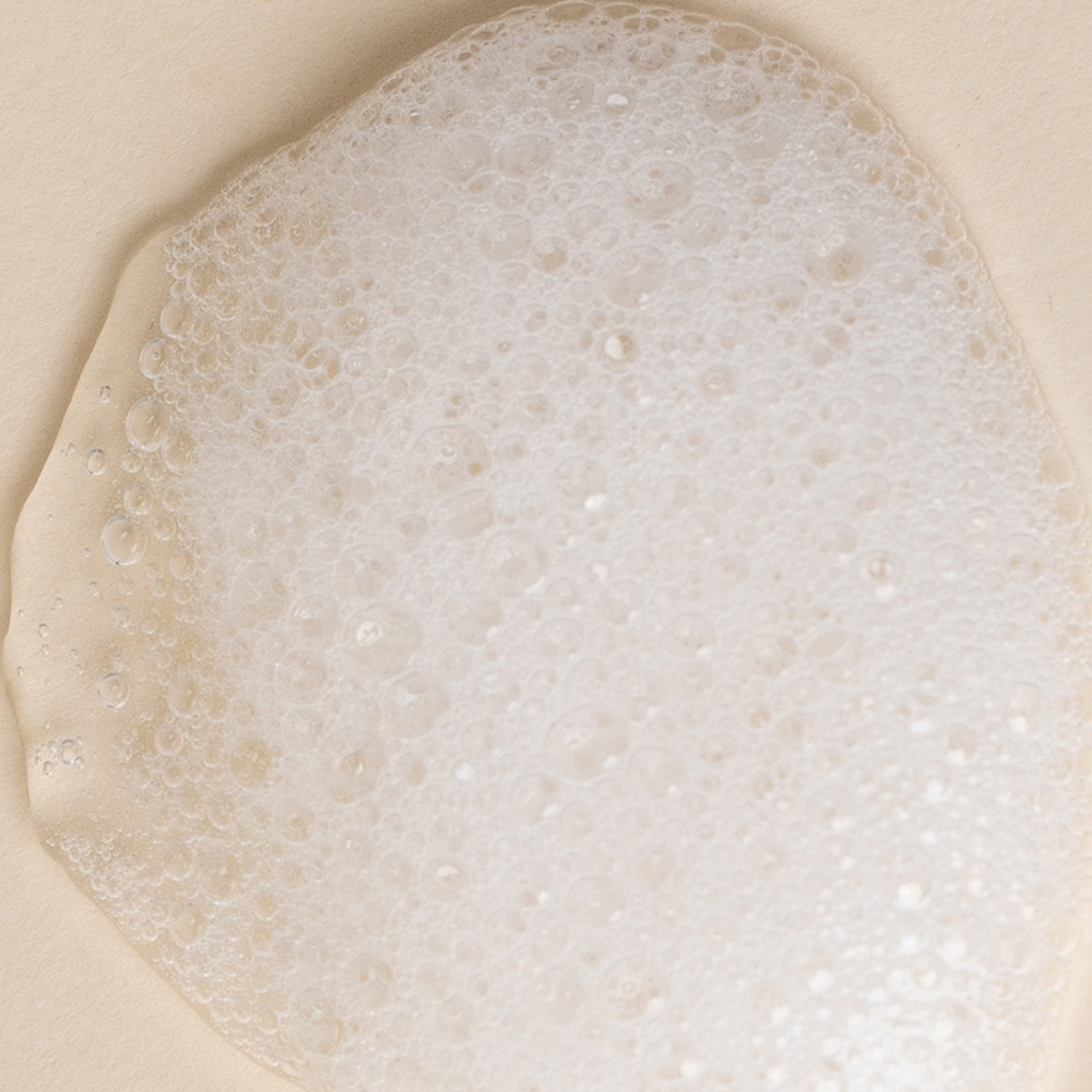 Breakout Clearing Foaming Wash